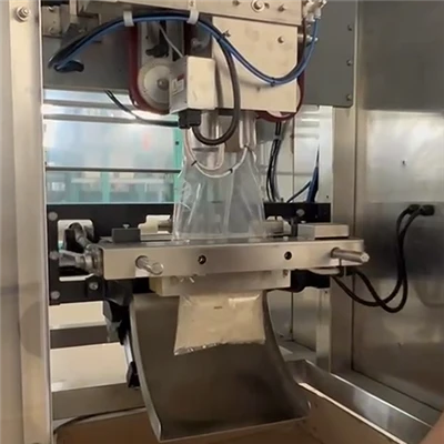 Automatic Vertical Form Fill Seal Machine